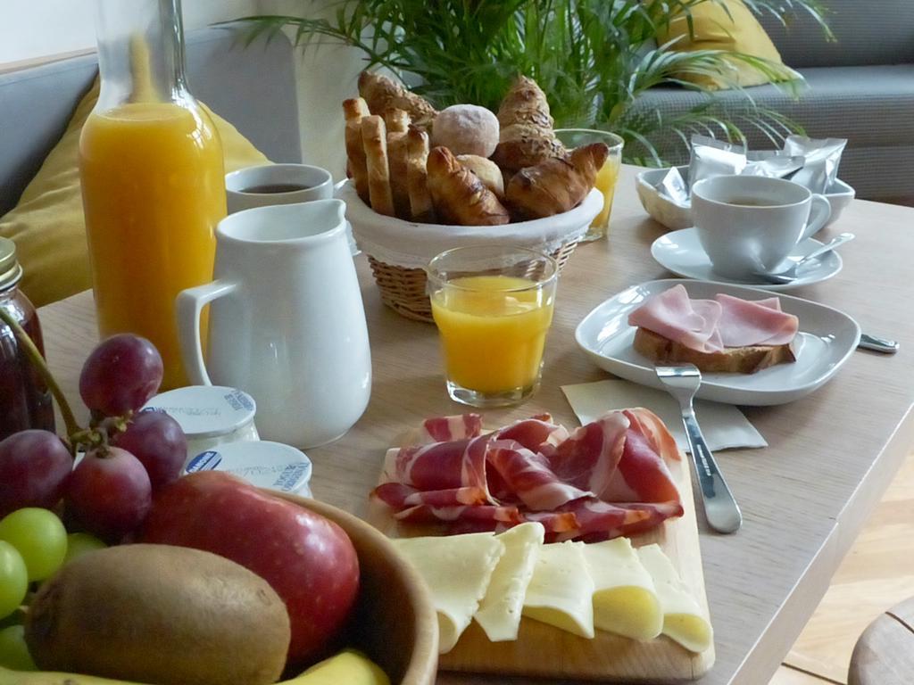 Casa Mathilda Bed & Breakfast Barcelona Luaran gambar