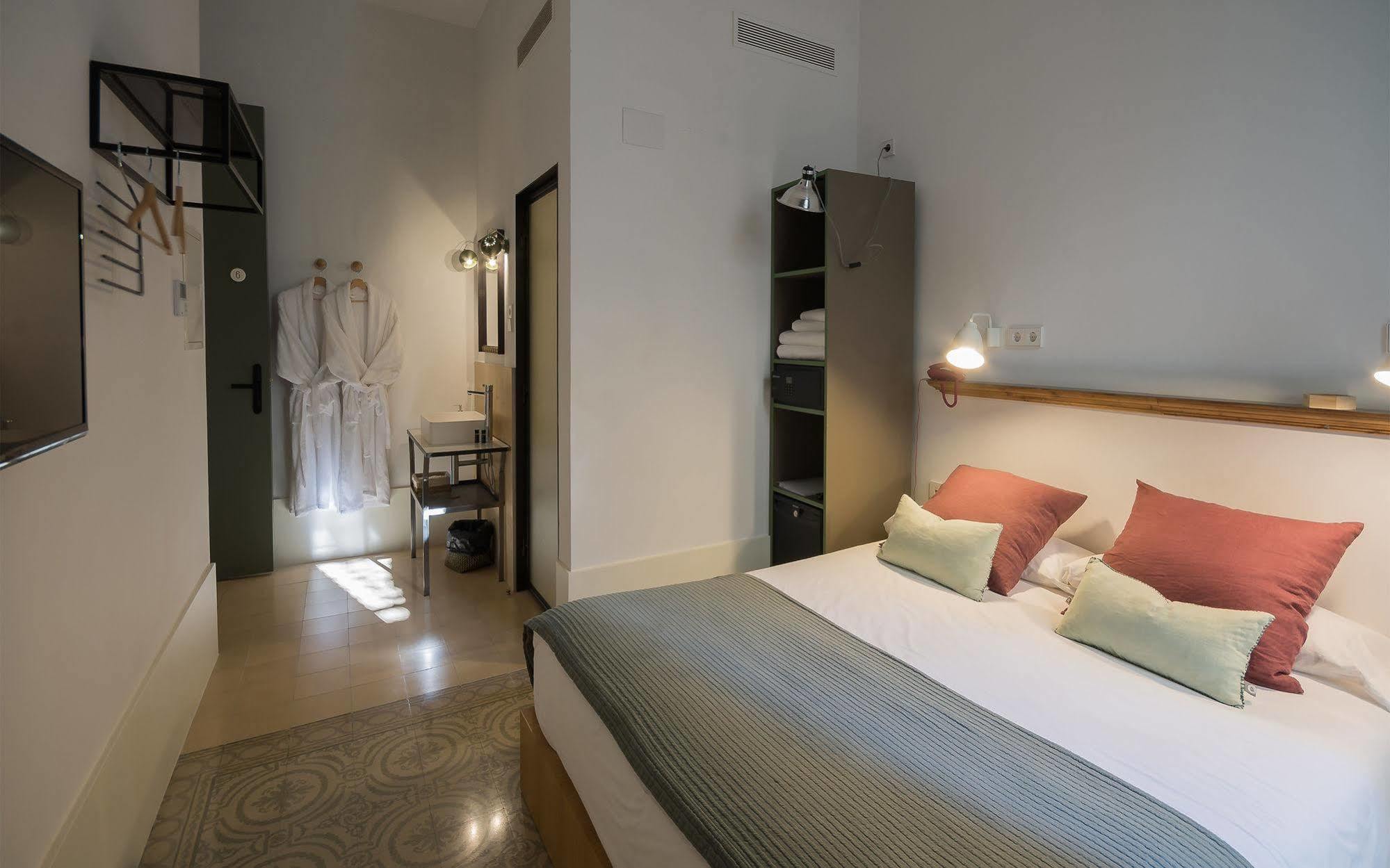 Casa Mathilda Bed & Breakfast Barcelona Luaran gambar